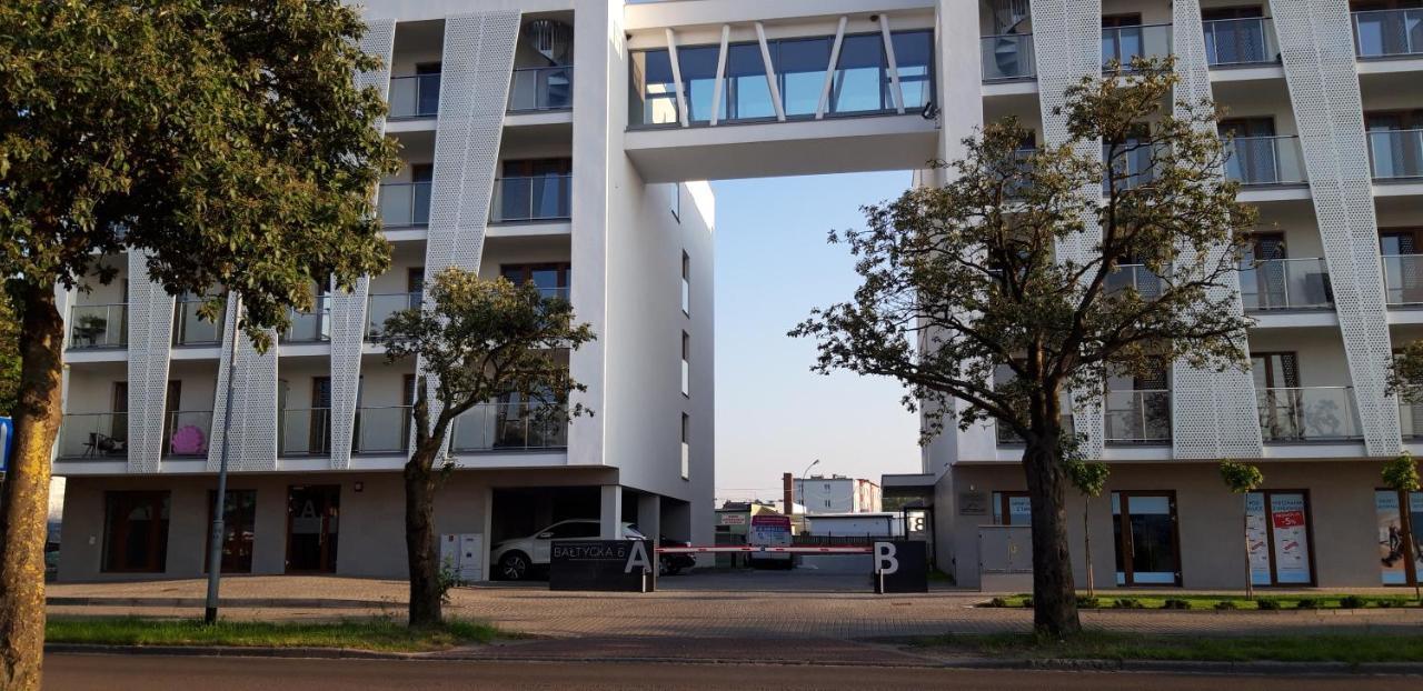 Apartament Mila Z Duzym Tarasem I Miejscem Parkingowym Kołobrzeg Zewnętrze zdjęcie