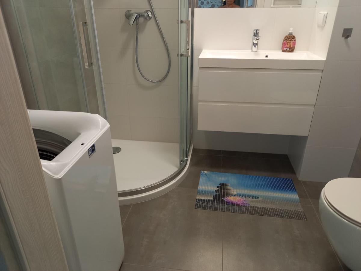 Apartament Mila Z Duzym Tarasem I Miejscem Parkingowym Kołobrzeg Zewnętrze zdjęcie